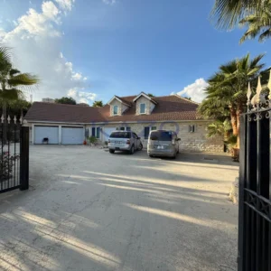 320m² House for Sale in Pyrgos Lemesou, Limassol District