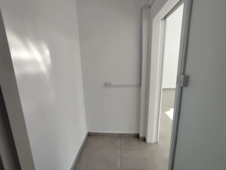 57m² Office for Rent in Limassol – Apostolos Andreas