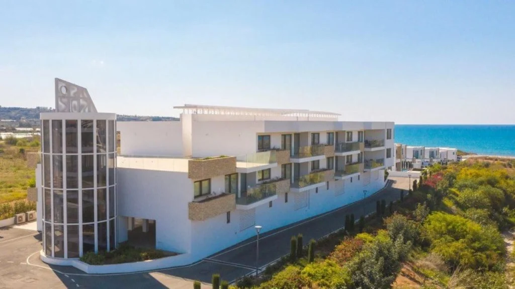 2 Bedroom Apartment for Sale in Kissonerga, Paphos District