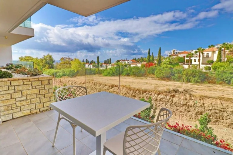 2 Bedroom Apartment for Sale in Kissonerga, Paphos District