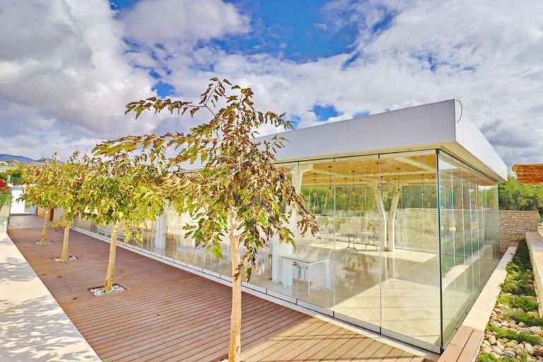 2 Bedroom Apartment for Sale in Kissonerga, Paphos District