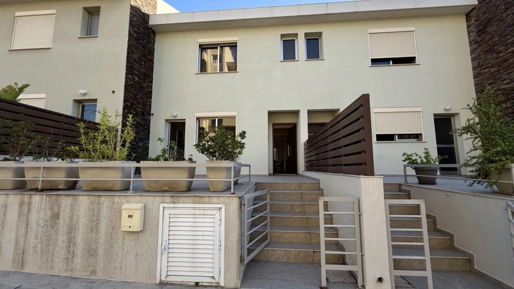 4 Bedroom House for Rent in Germasogeia, Limassol District