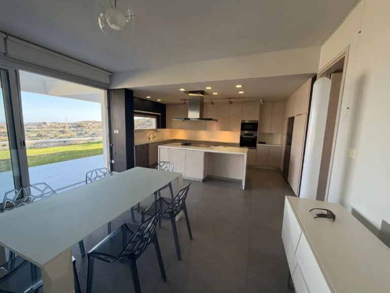 4 Bedroom House for Sale in Parekklisia, Limassol District