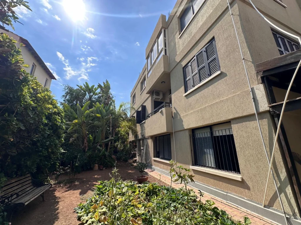 6+ Bedroom House for Sale in Limassol – Mesa Geitonia