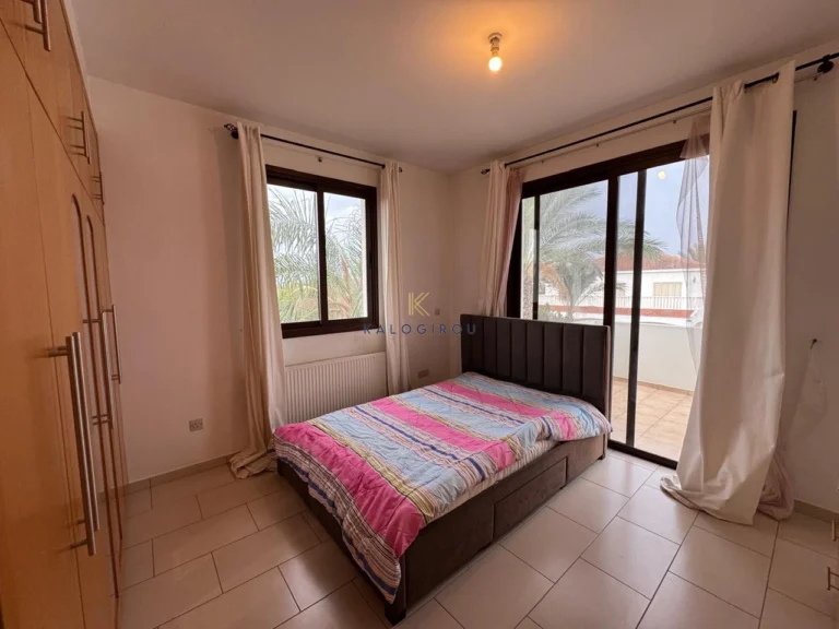 5 Bedroom House for Sale in Oroklini, Larnaca District