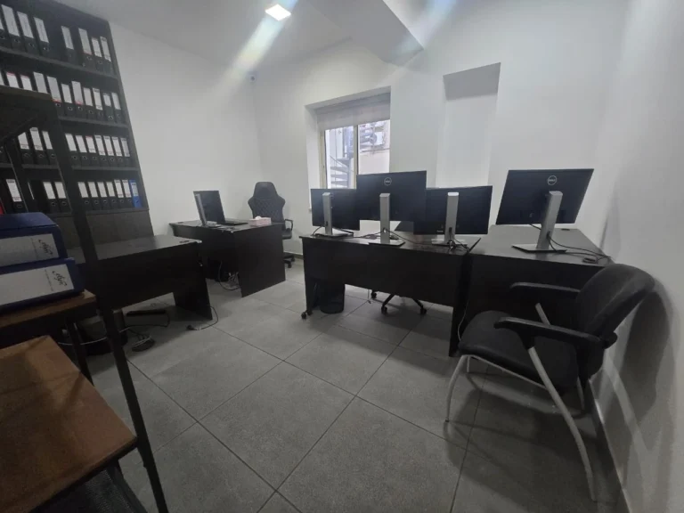 250m² Office for Rent in Limassol District