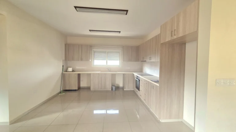 170m² Office for Rent in Limassol District