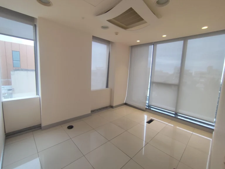 175m² Office for Rent in Limassol – Mesa Geitonia