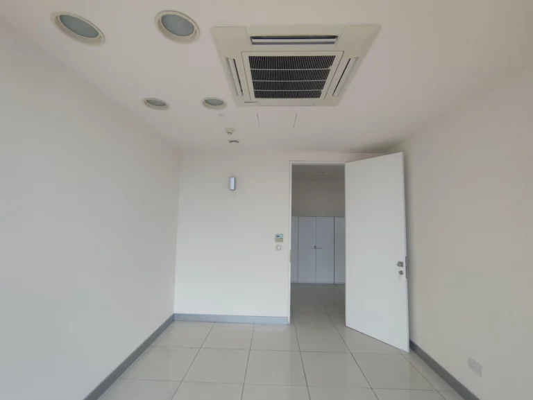 175m² Office for Rent in Limassol – Mesa Geitonia