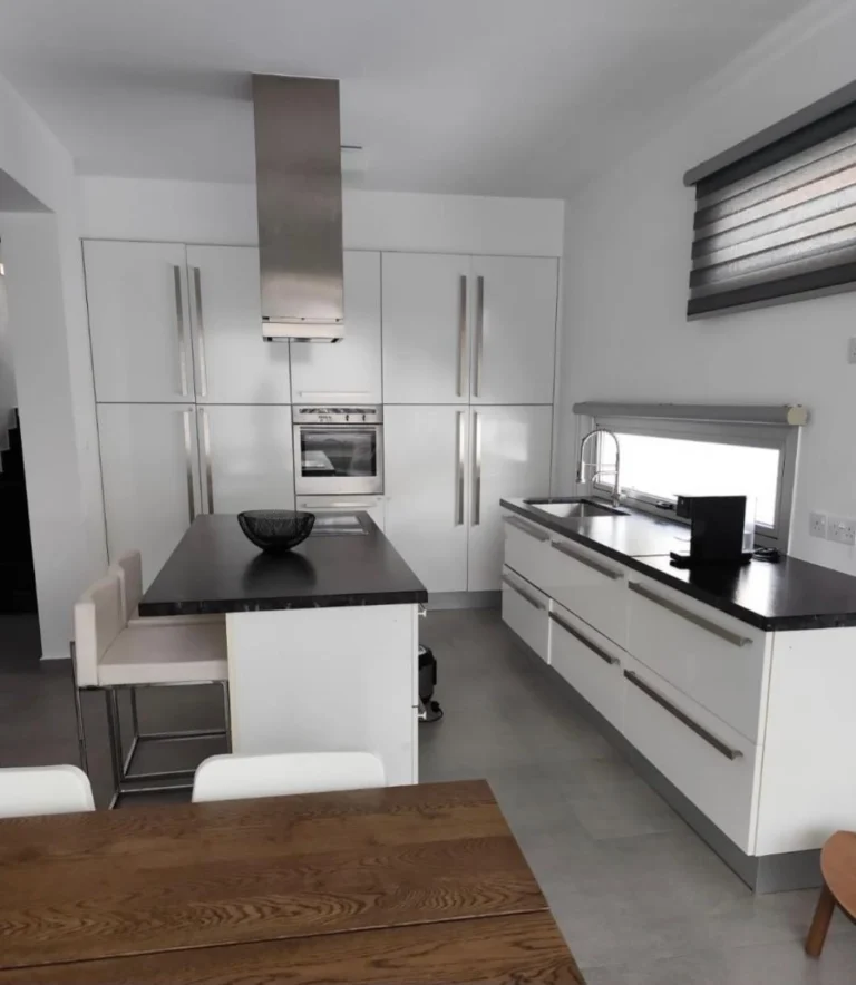 4 Bedroom House for Sale in Germasogeia, Limassol District