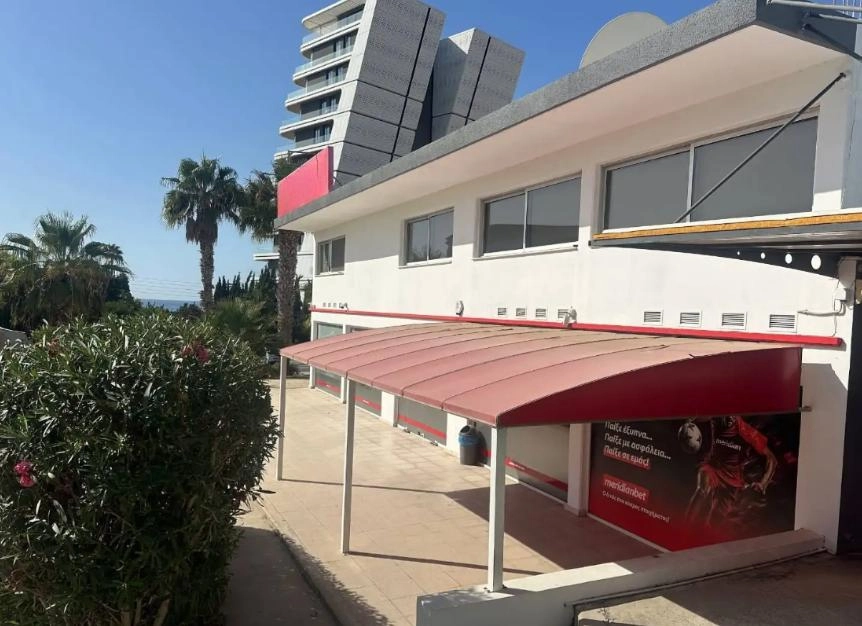 200m² Office for Rent in Agios Tychonas, Limassol District