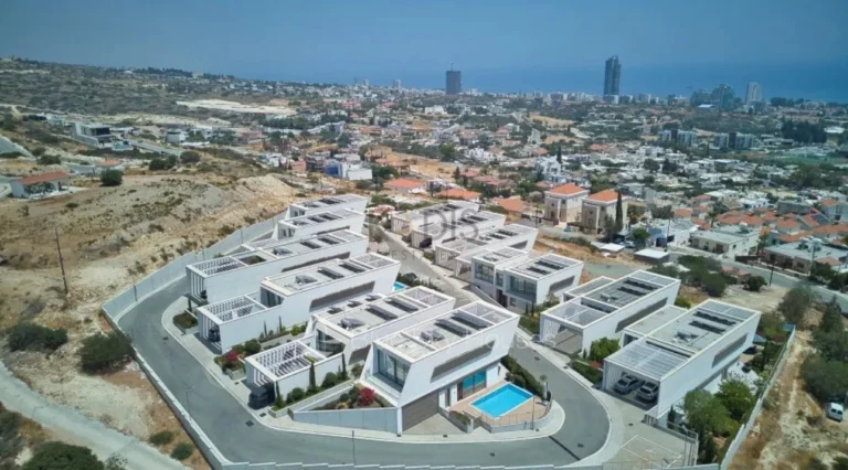 3 Bedroom House for Rent in Mouttagiaka, Limassol District