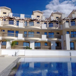 3 Bedroom Apartment for Sale in Paphos – Universal