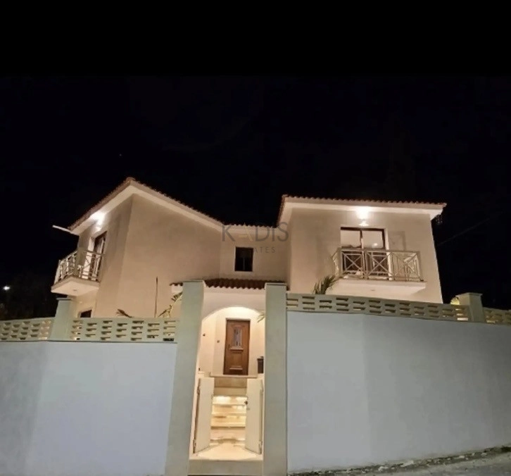 3 Bedroom House for Rent in Agios Tychonas, Limassol District
