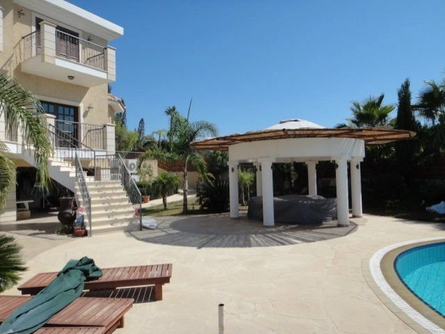 6+ Bedroom House for Rent in Mouttagiaka, Limassol District