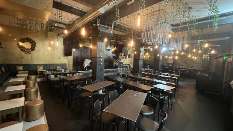 700m² Building for Sale in Larnaca District