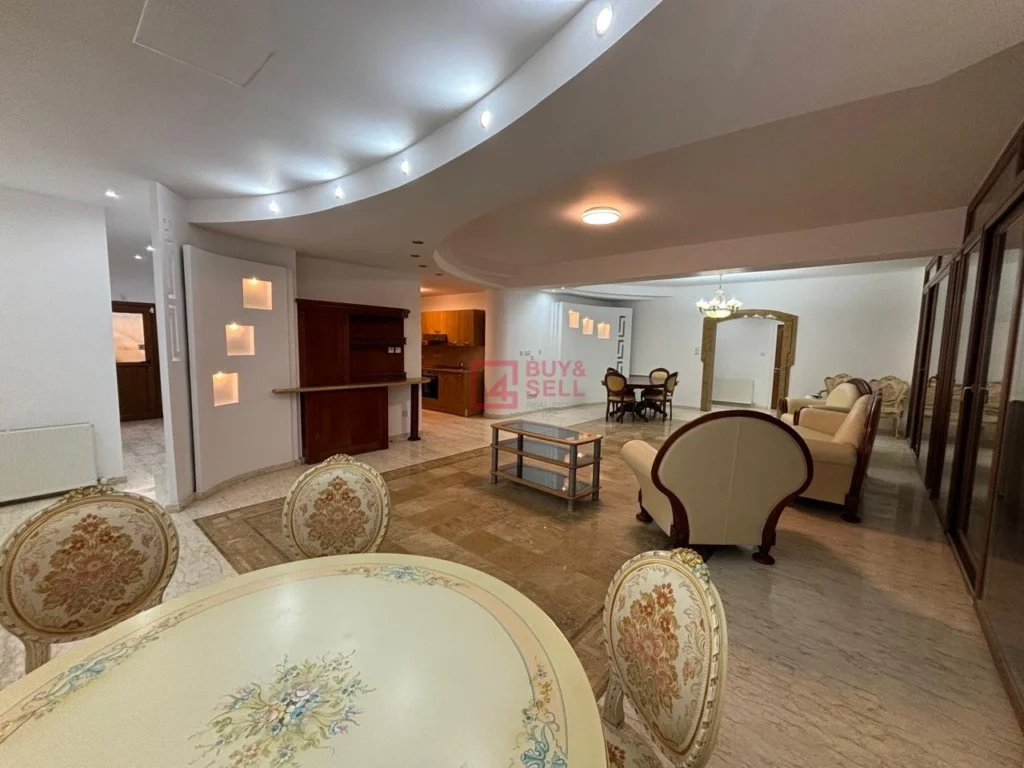 6+ Bedroom House for Rent in Agios Tychonas, Limassol District