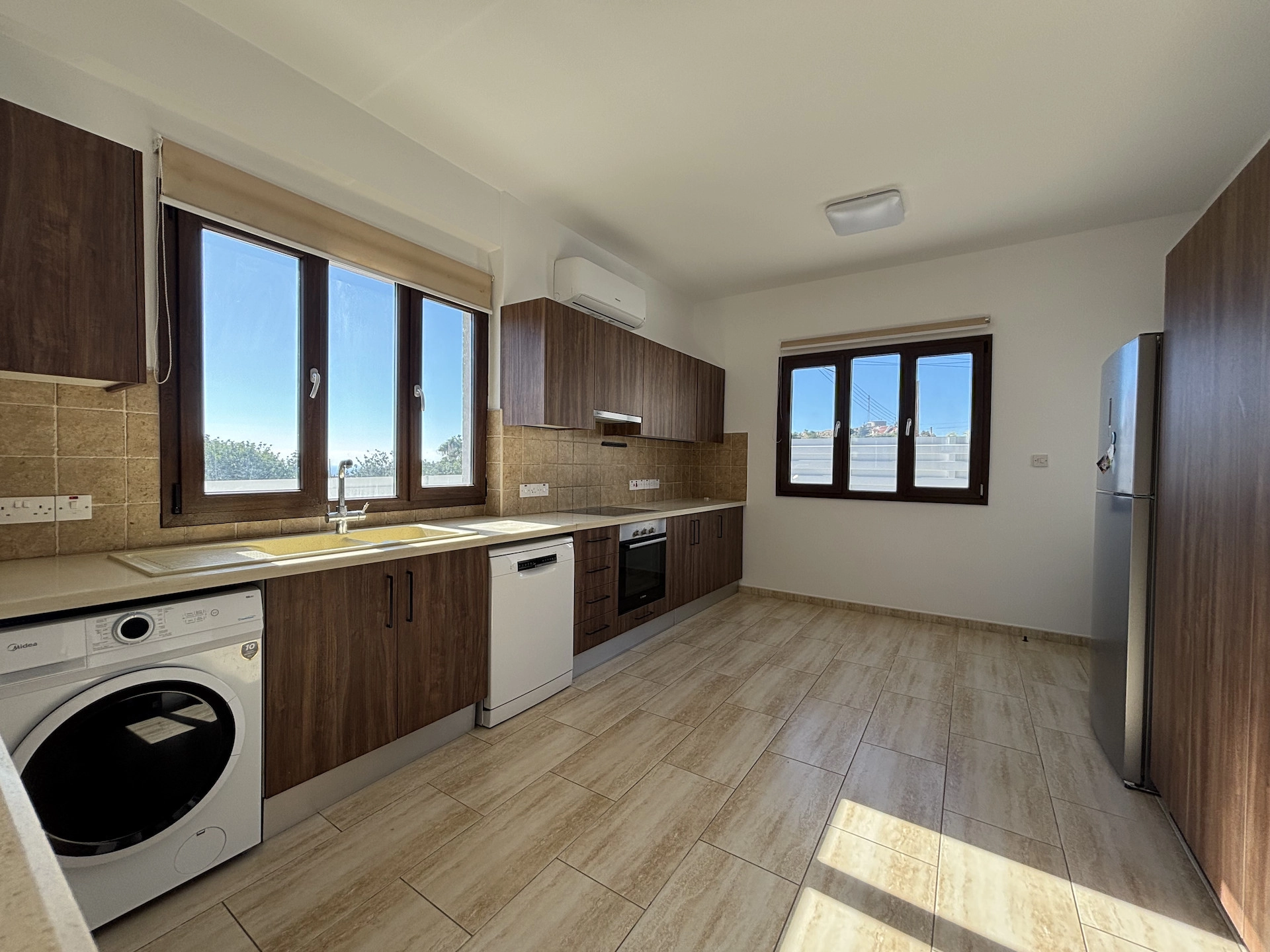 4 Bedroom House for Rent in Pissouri, Limassol District
