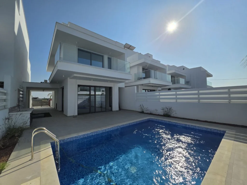 3 Bedroom House for Sale in Livadia Larnakas, Larnaca District