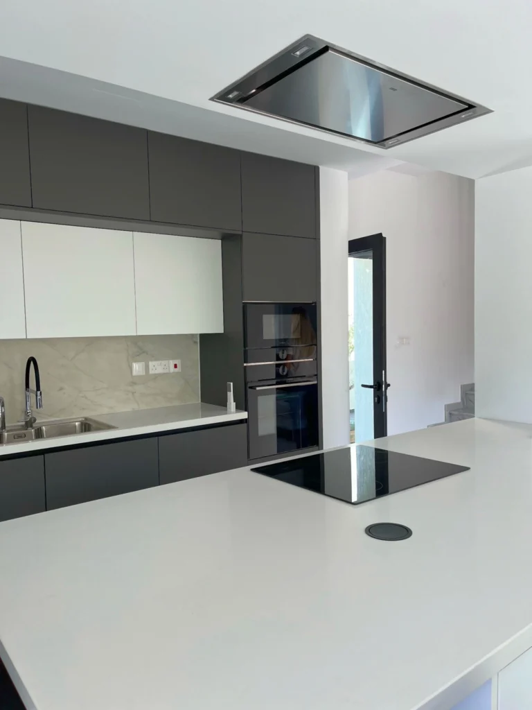 4 Bedroom House for Sale in Chlorakas, Paphos District