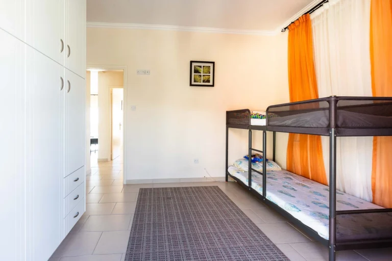 2 Bedroom Apartment for Sale in Mesa Chorio, Paphos District