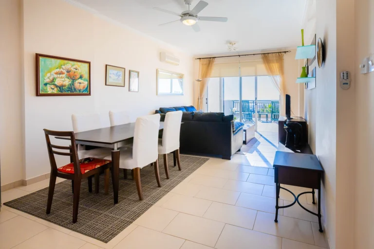 2 Bedroom Apartment for Sale in Mesa Chorio, Paphos District