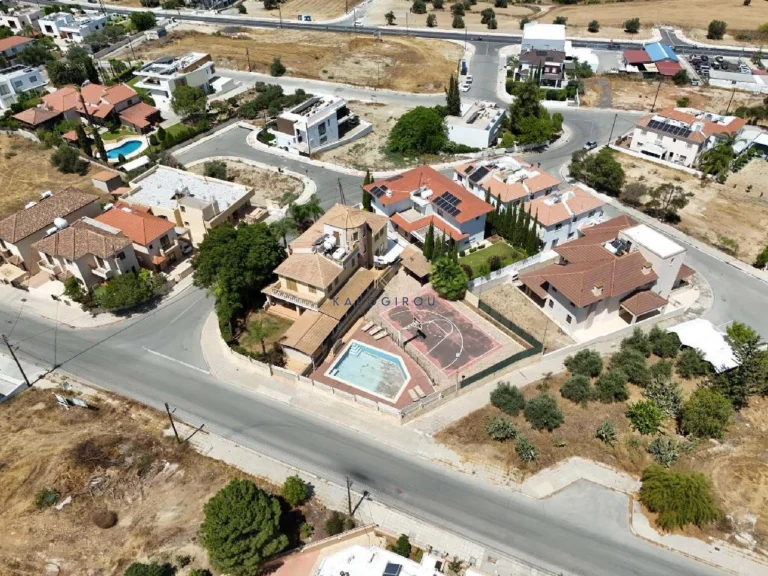 5 Bedroom House for Sale in Tseri, Nicosia District