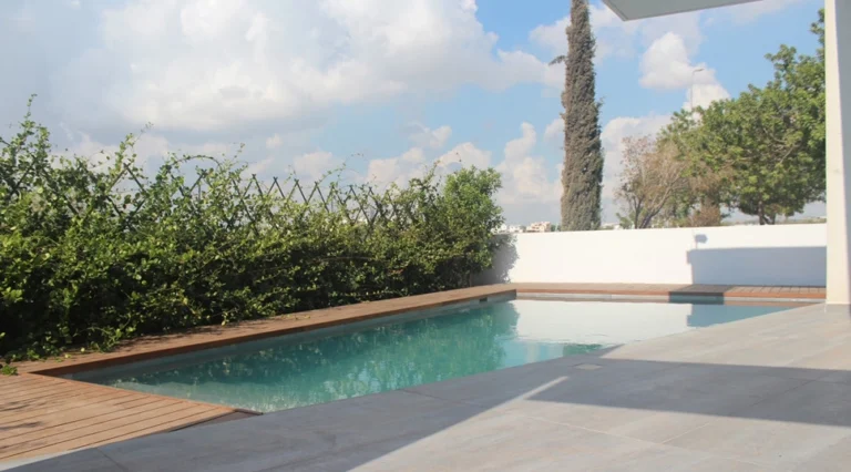 4 Bedroom House for Sale in Livadia Larnakas, Larnaca District