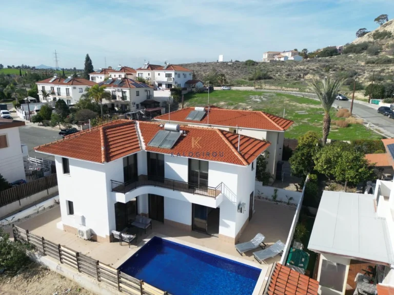 3 Bedroom House for Rent in Oroklini, Larnaca District