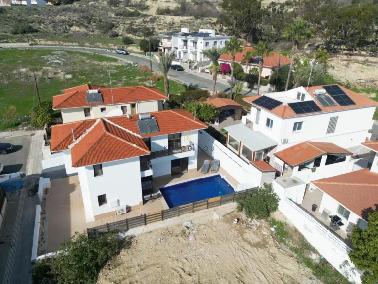 3 Bedroom House for Rent in Oroklini, Larnaca District