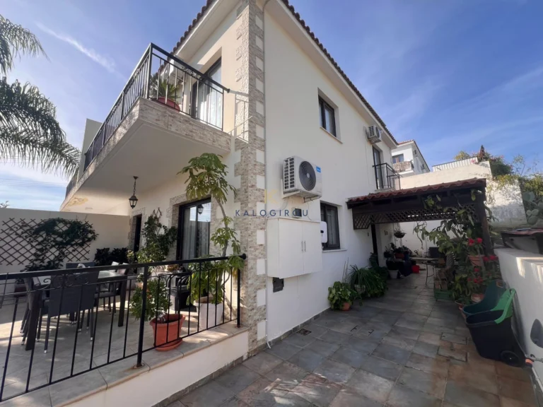 3 Bedroom House for Sale in Oroklini, Larnaca District