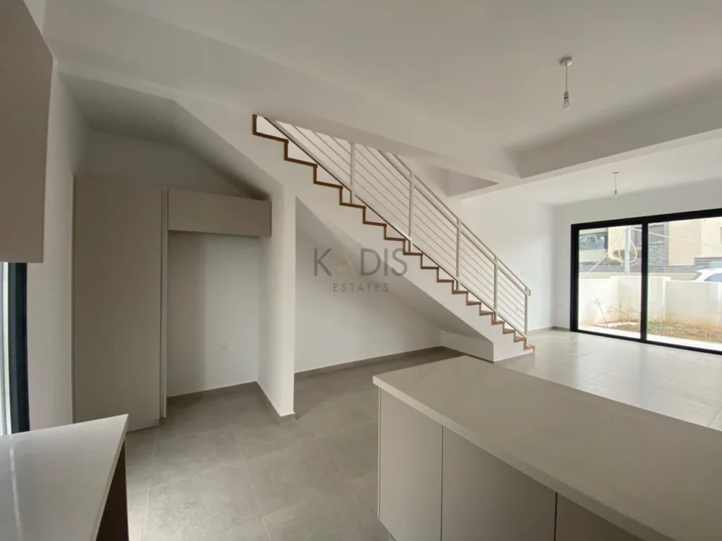 3 Bedroom House for Sale in Limassol – Agios Athanasios