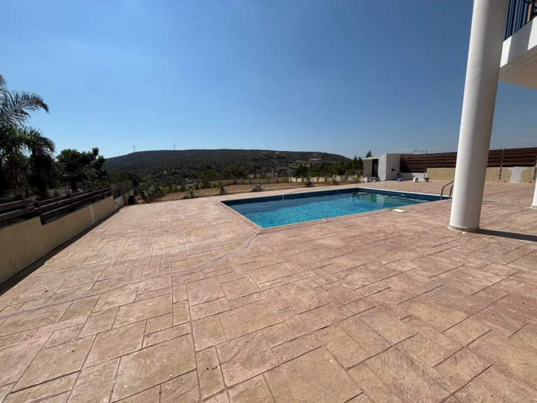 3 Bedroom House for Sale in Monagroulli, Limassol District