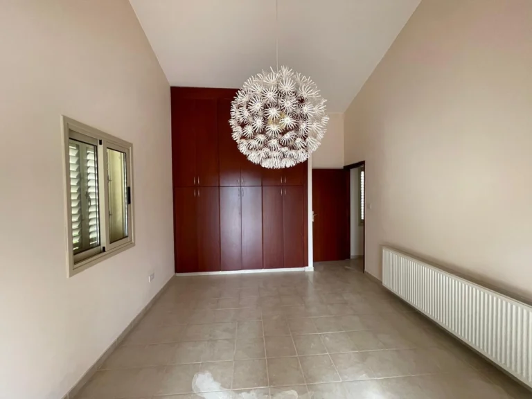 4 Bedroom House for Rent in Mesogi, Paphos District