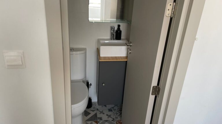 2 Bedroom Apartment for Rent in Lakatamia, Nicosia District